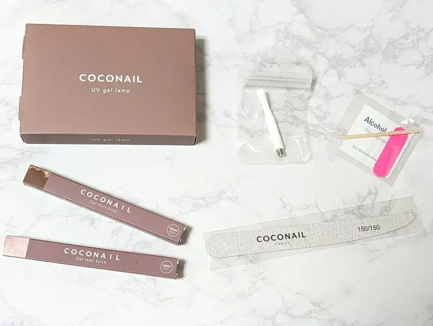 COCOBEAU,COCONAIL,ジェルネイルキット,水光ネイル,マグネットネイル,セルフネイル,おうちネイル,簡単,オススメ,レビュー