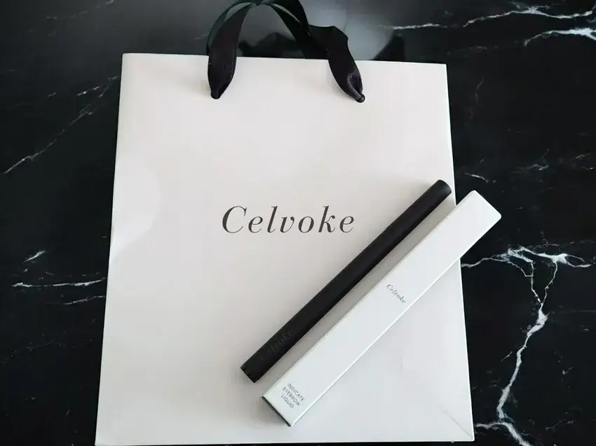 セルヴォーク,celvoke,リキッドアイブロウライナー,眉メイク,アイブロウ,コスメ