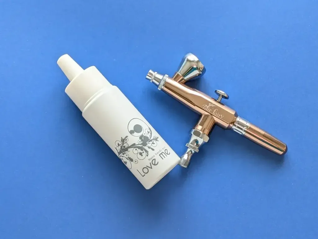 エアブラシで行うスキンケアと化粧水